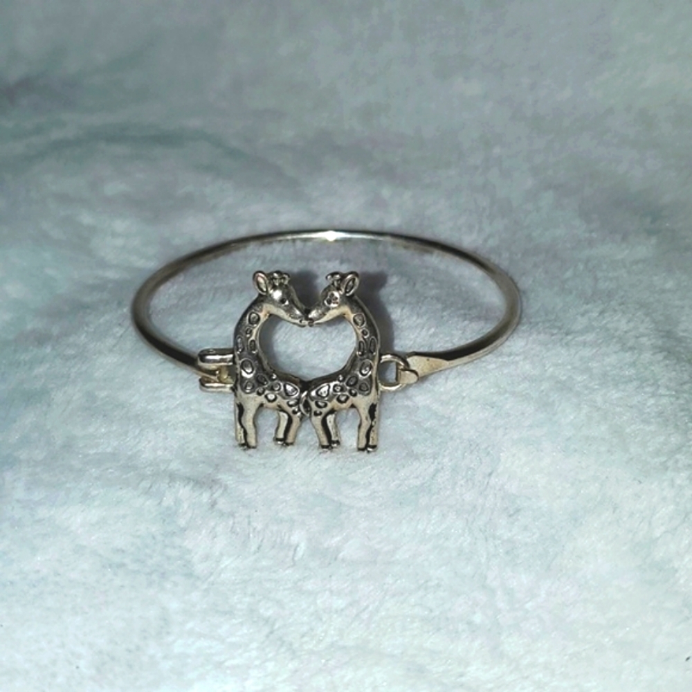 Giraffe Couple Silvertone Bangle Bracelet